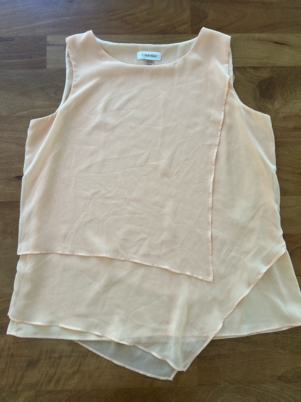 Calvin Klein Layered Chiffon Sleeveless Camisole in Pale Peach Size Medium
